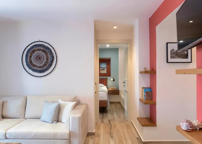 Mylos اجيا مارينا