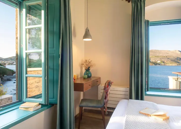 Mylos اجيا مارينا